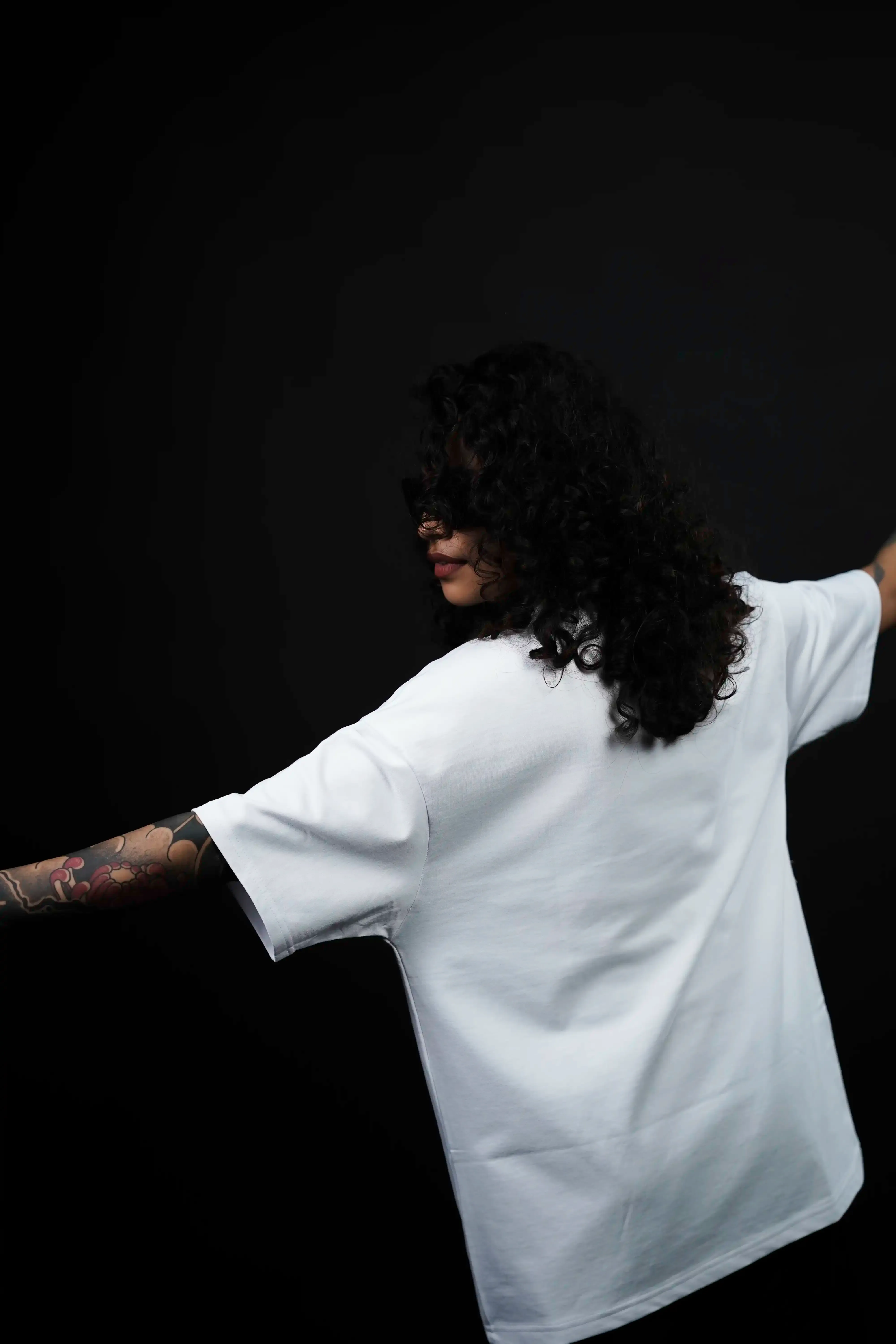 basicswhitetshirtback